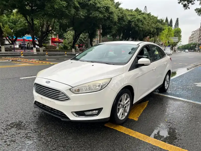 Ford Focus, 2015 — фото 1