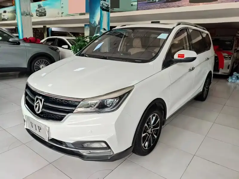 Baojun 730, 2017