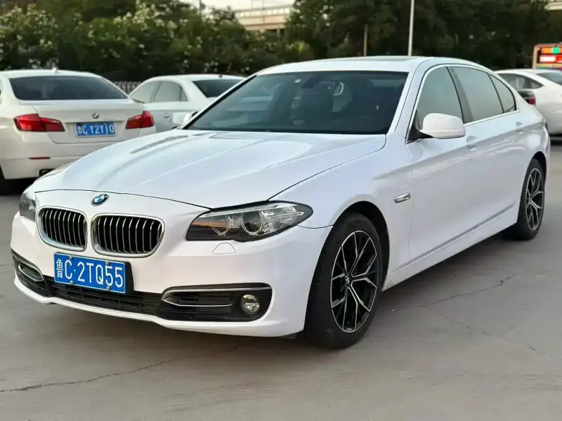BMW 5 Series, 2011