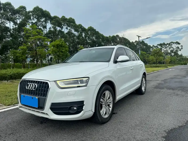 Audi Q3, 2014 — фото 1