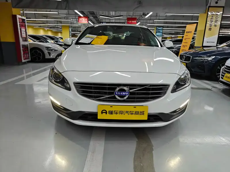 Volvo S60, 2016
