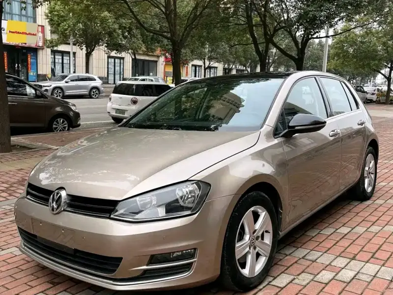 Volkswagen Golf, 2017 — фото 1
