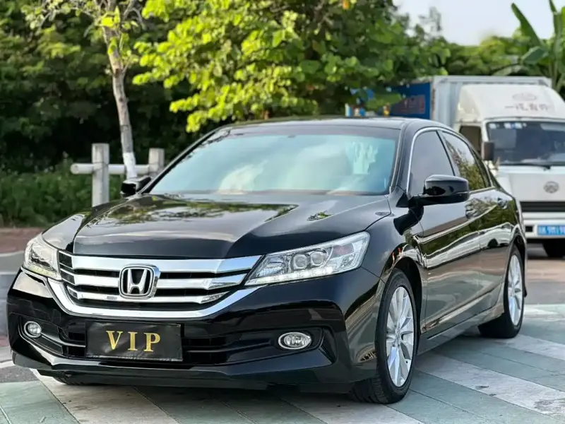 Honda Accord, 2015