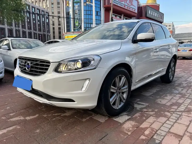 Volvo XC60, 2016