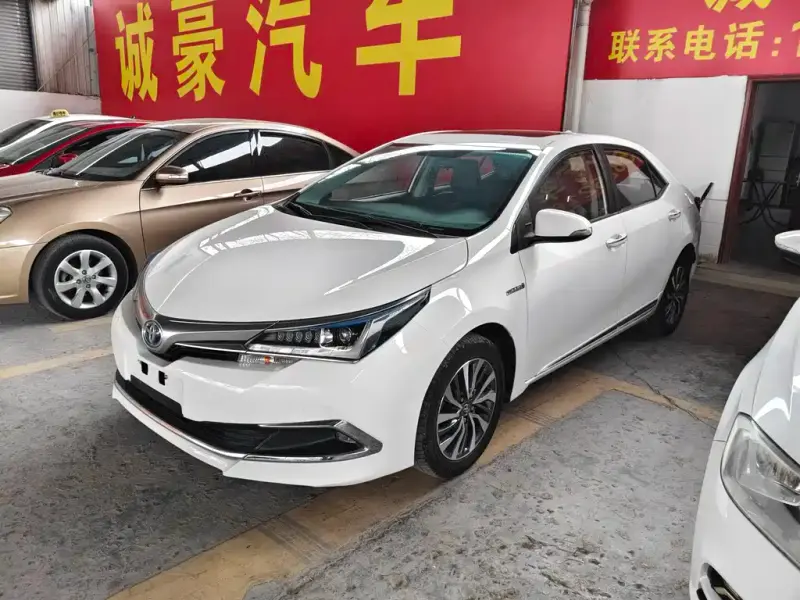 Toyota Corolla, 2017 — фото 1