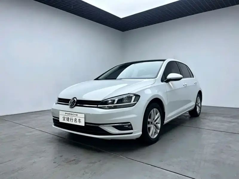 Volkswagen Golf, 2019 — фото 1