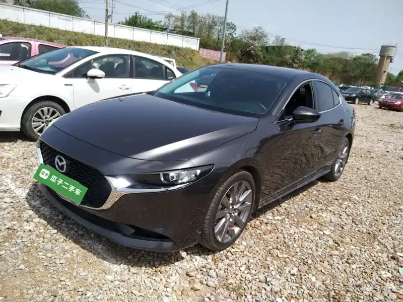 Mazda 3 Axela, 2022