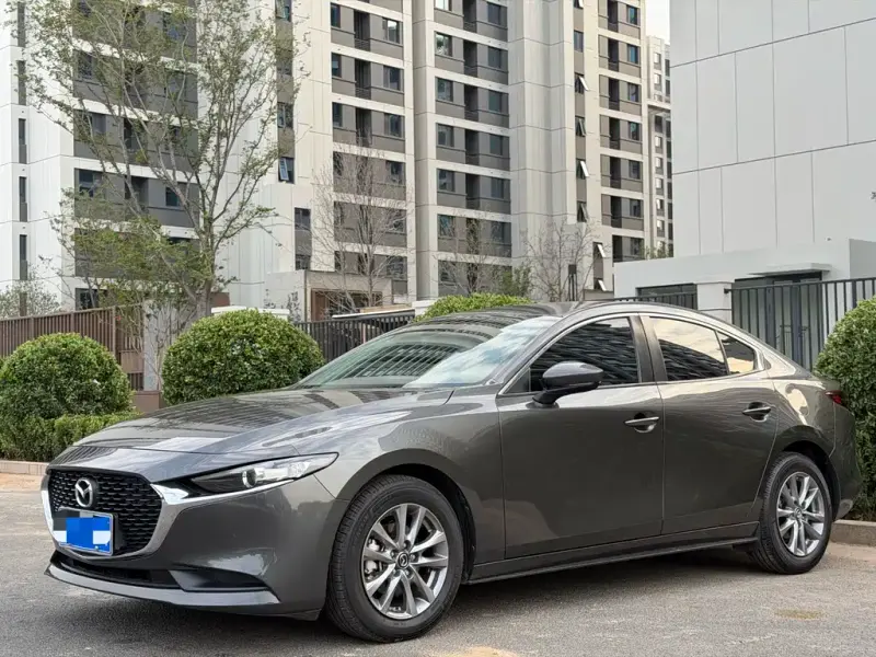 Mazda 3 Axela, 2022