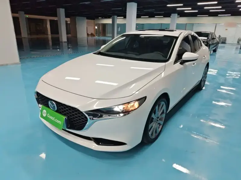 Mazda 3 Axela, 2023