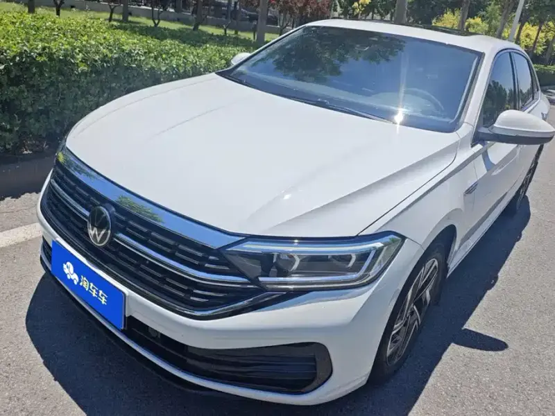 Volkswagen Sagitar, 2023