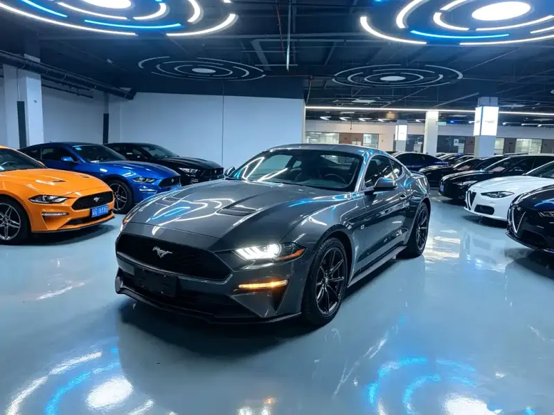 Ford Mustang, 2018 — фото 1