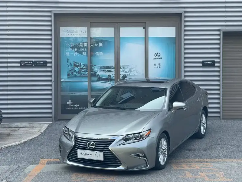 Lexus ES, 2018