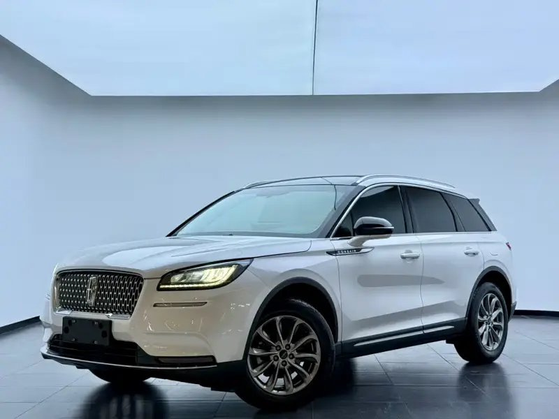 Lincoln Corsair, 2020