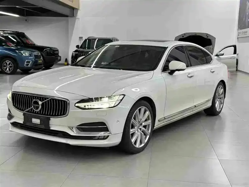 Volvo S90, 2017