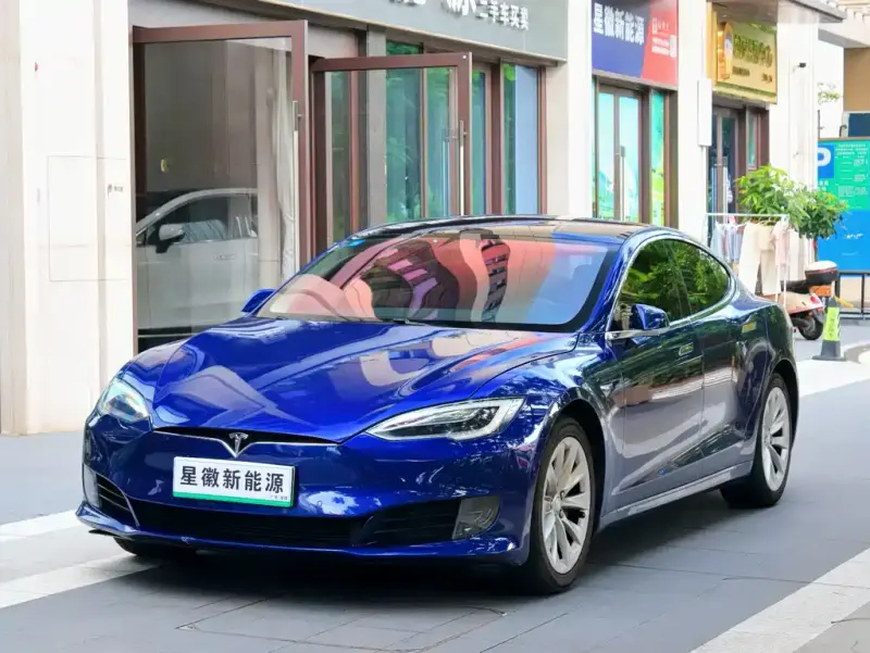 Tesla Model S, 2018