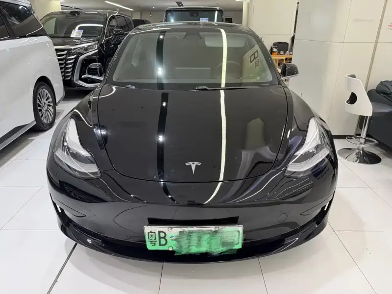 Tesla Model 3, 2020