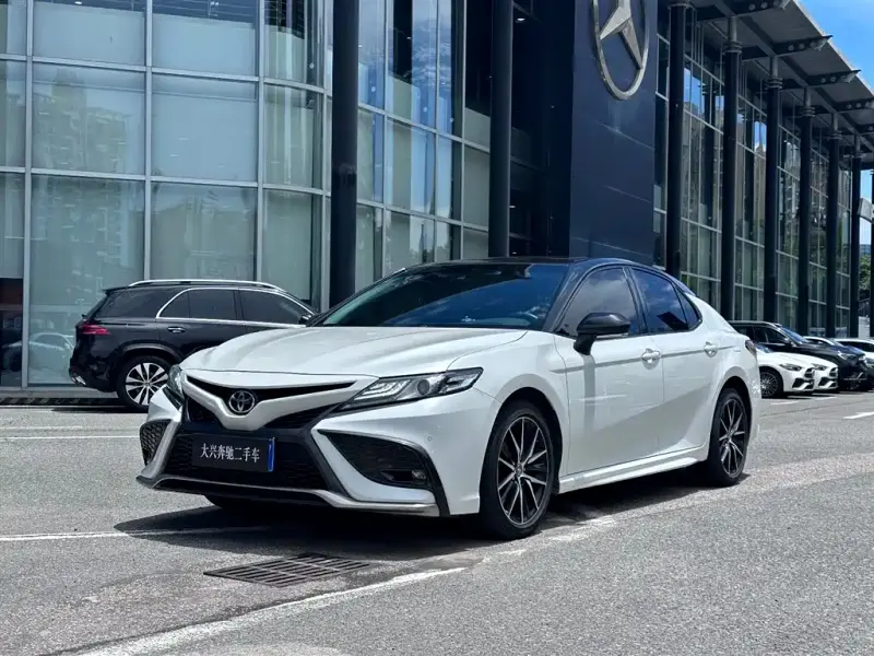 Toyota Camry, 2022