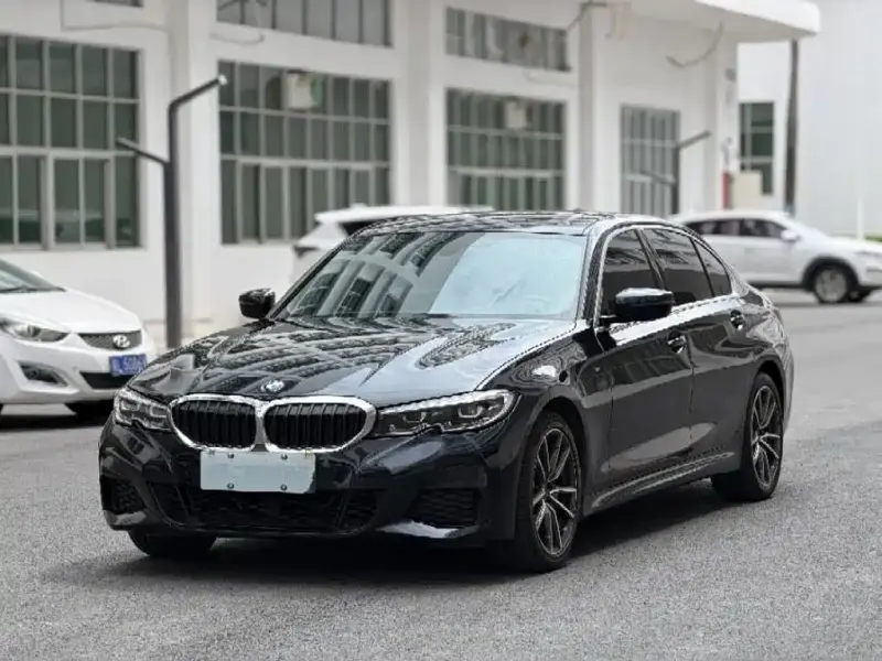 BMW 3 Series, 2021
