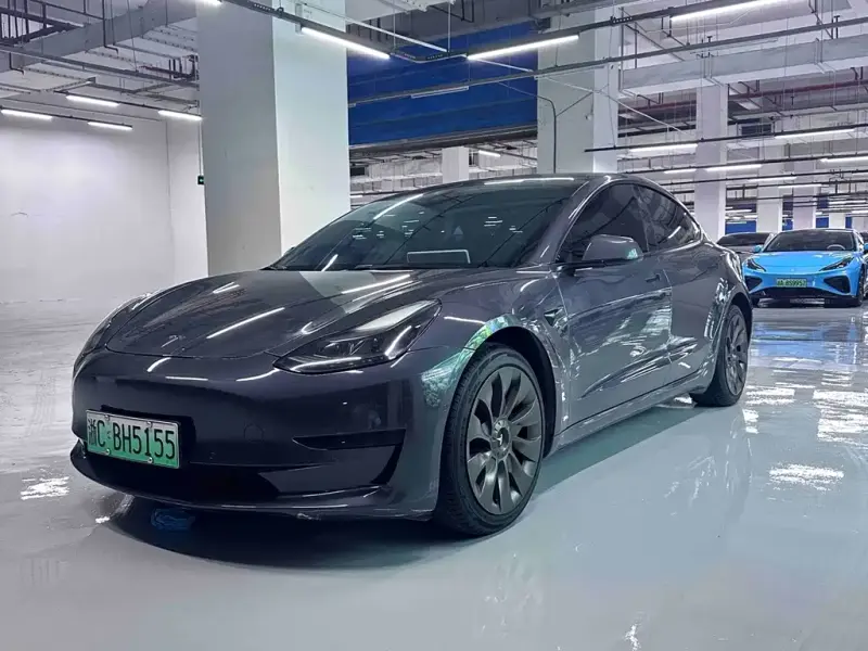 Tesla Model 3, 2022