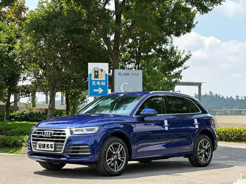 Audi Q5L, 2019