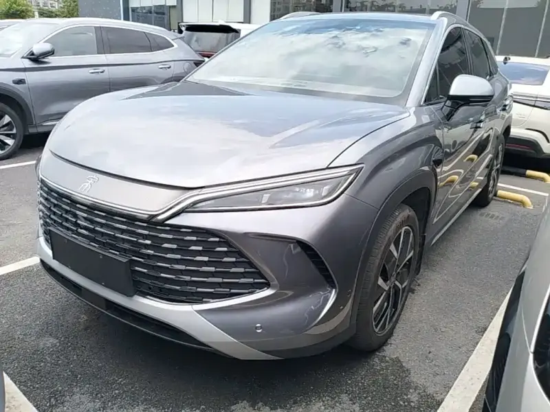 BYD L DM-i, 2025