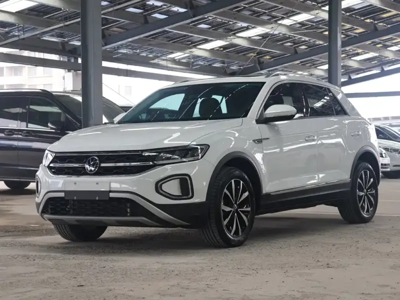 Volkswagen T-Roc, 2023