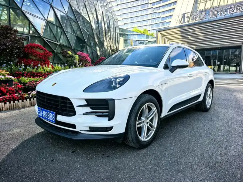 Porsche Macan, 2019 — фото 1