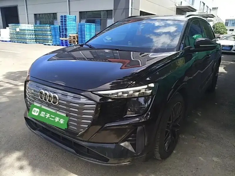 Audi Q5 e-tron, 2023