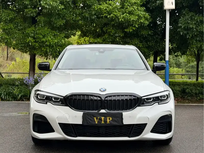 BMW 3 Series, 2023