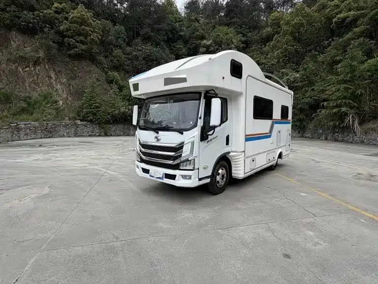 Maxus V100, 2023