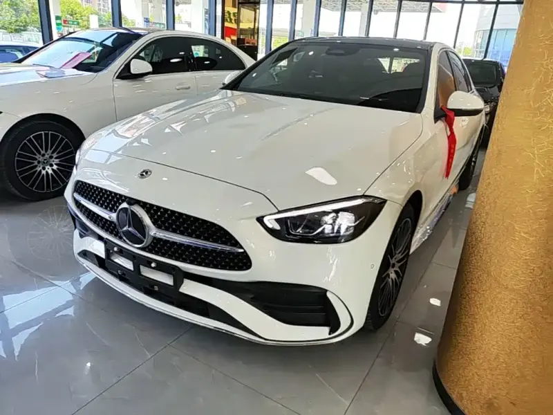 Mercedes-Benz C-Class, 2024