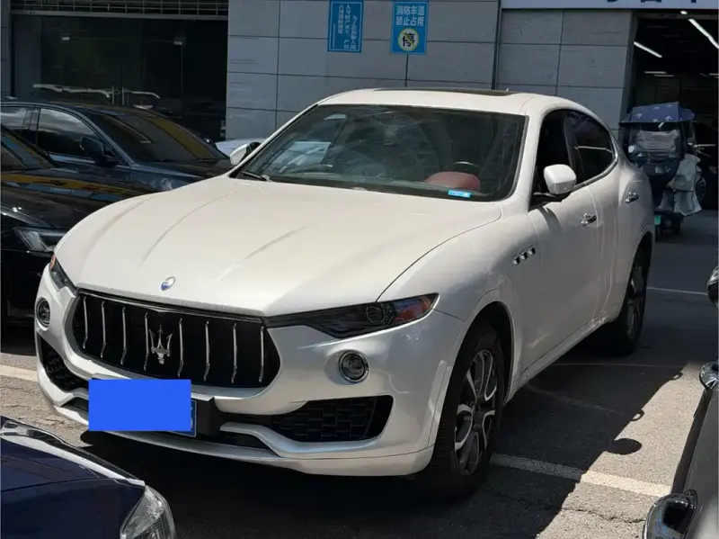 Maserati Levante, 2020 — фото 1