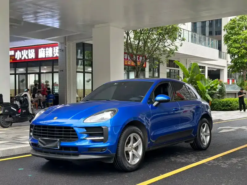 Porsche Macan, 2021 — фото 1