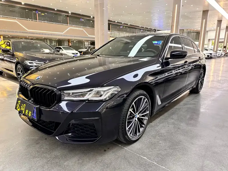 BMW 5 Series, 2022