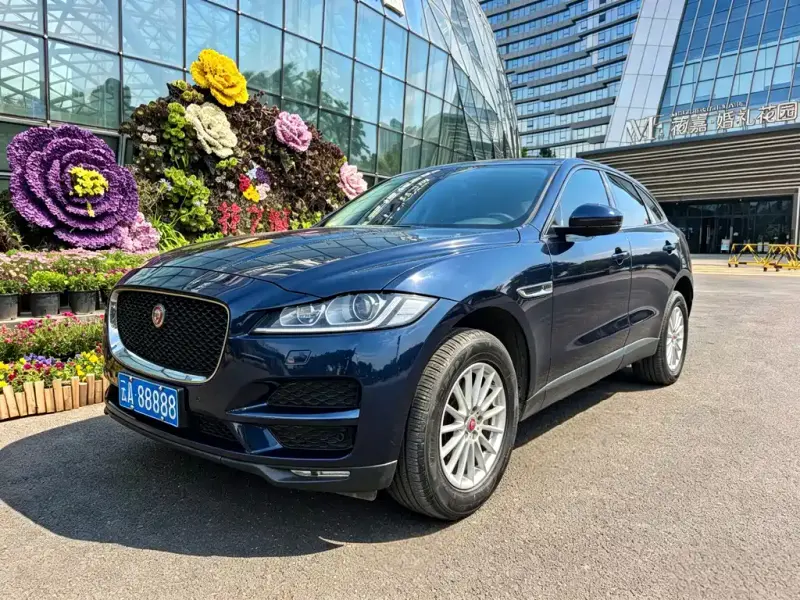 Jaguar F-PACE, 2018