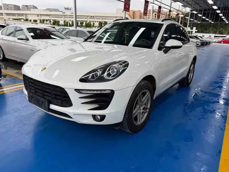 Porsche Macan, 2017 — фото 1