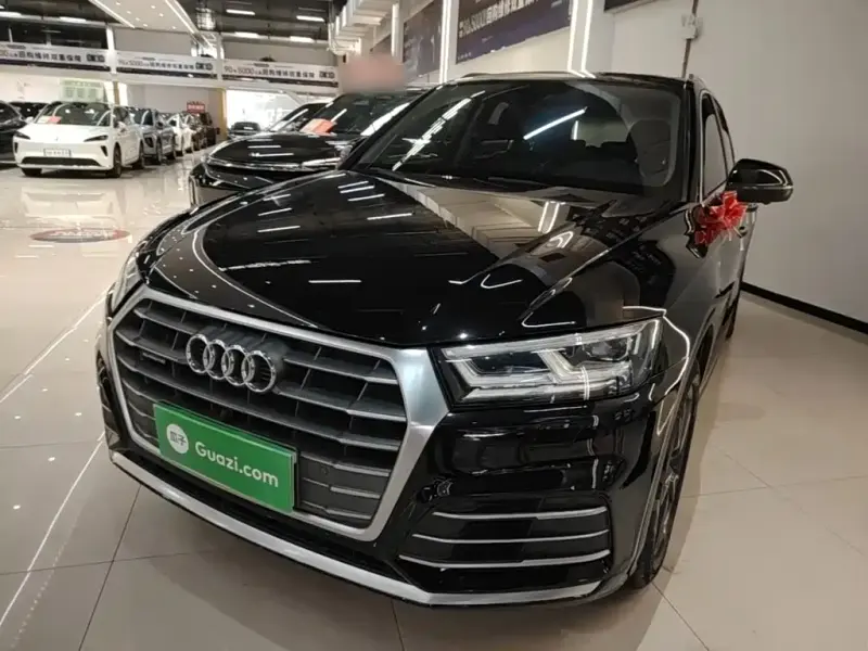 Audi Q5L, 2020
