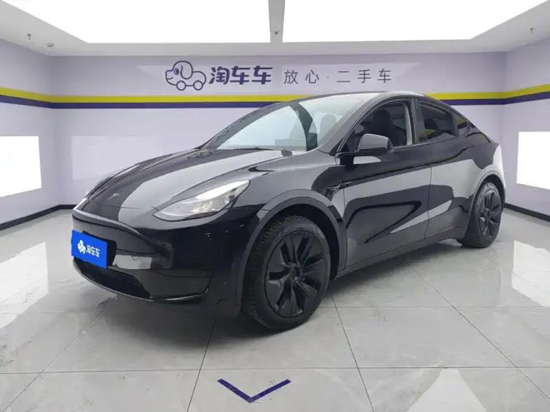Tesla Model Y, 2023