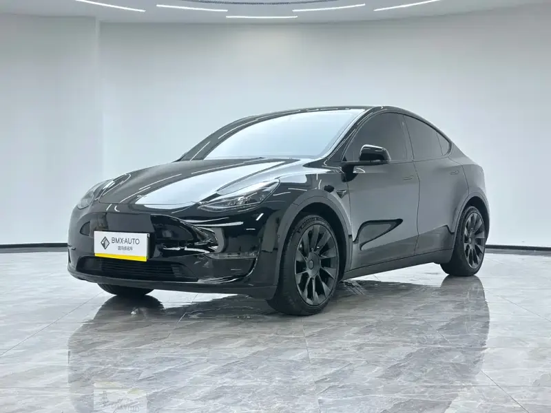 Tesla Model Y, 2023