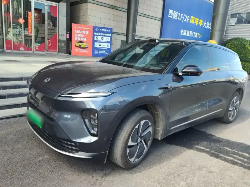 NIO ES8, 2024