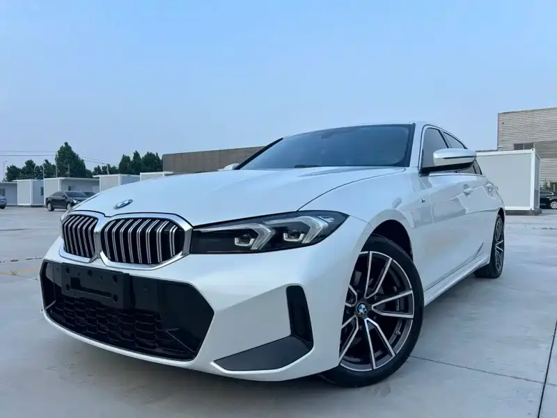 BMW 3 Series, 2023