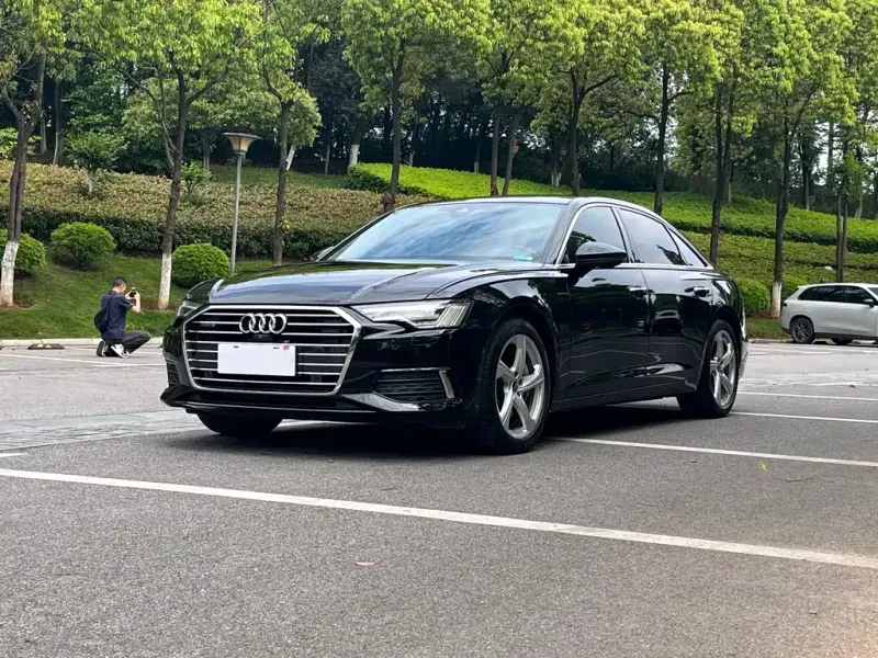 Audi A6L, 2022