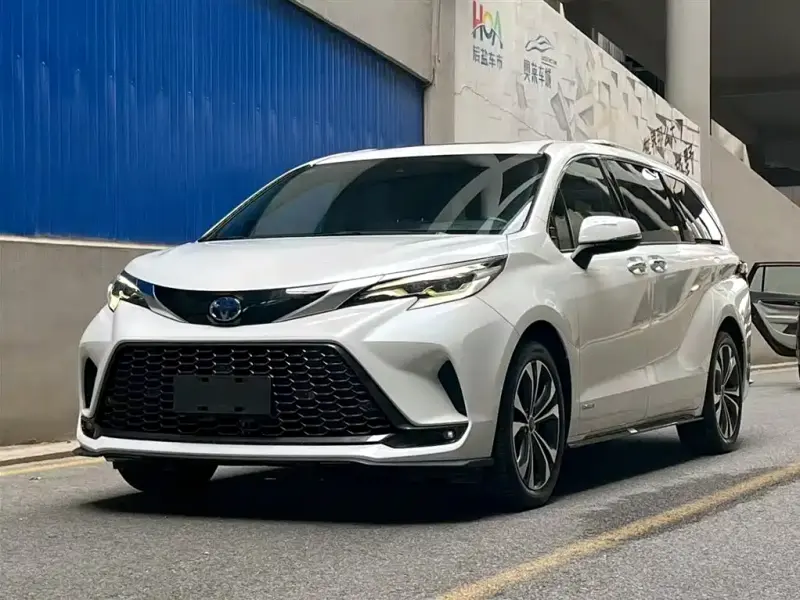 Toyota Granvia, 2023