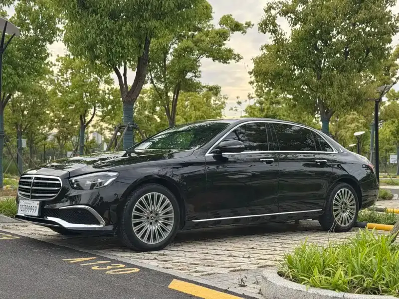Mercedes-Benz E-Class, 2023