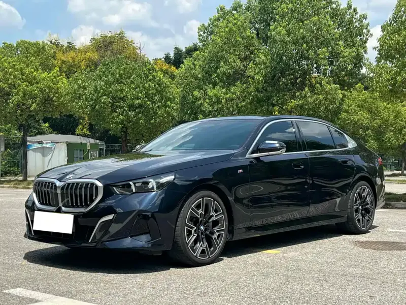 BMW 5 Series, 2025