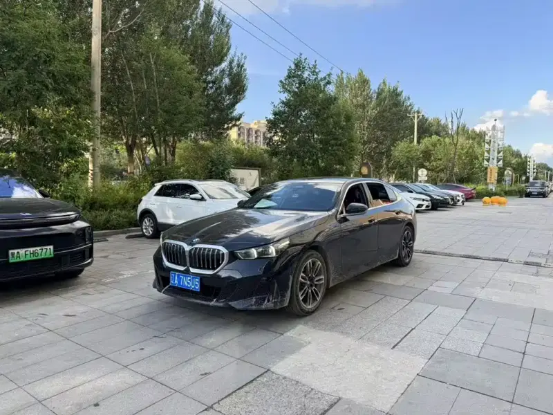 BMW 5 Series, 2025