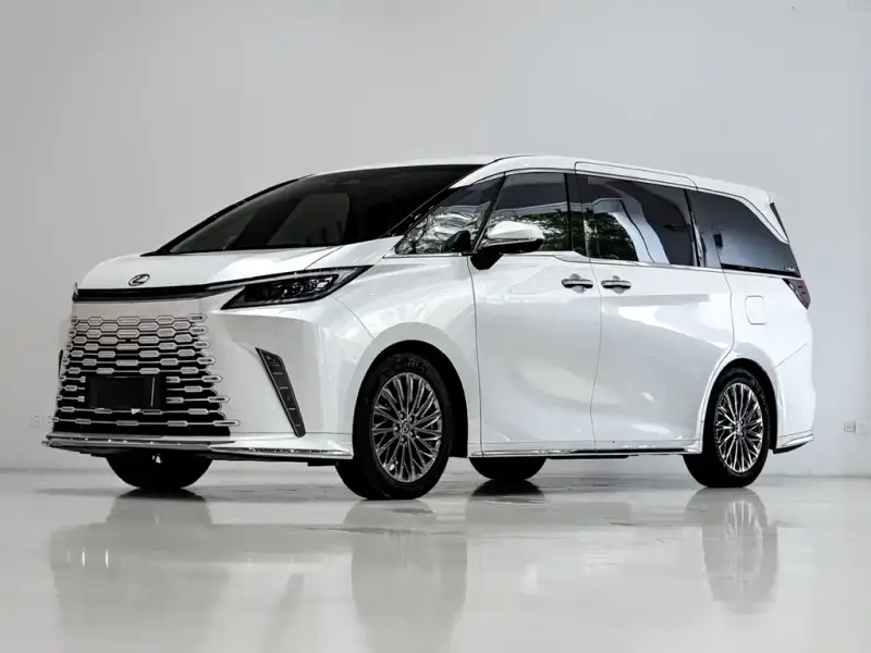 Lexus LM, 2026