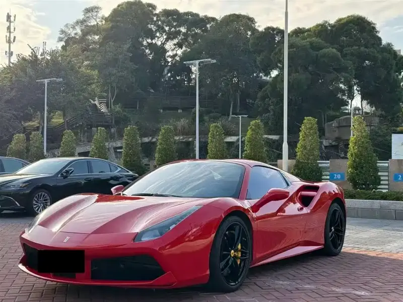Ferrari 488, 2018