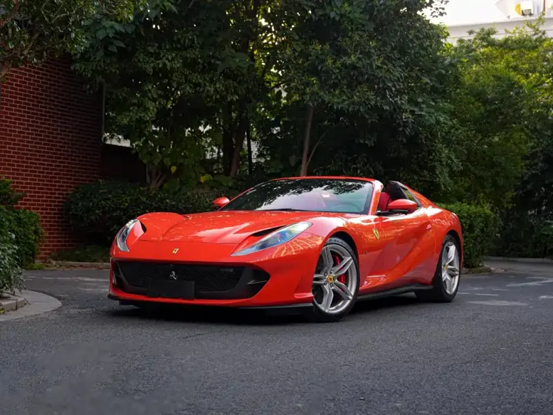 Ferrari 812, 2021