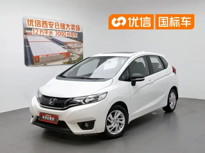Honda Fit, 2015